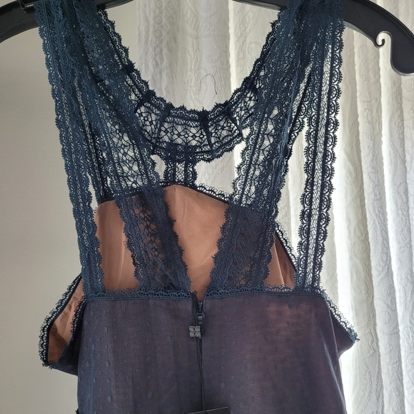 BG - Picture 1 of 11